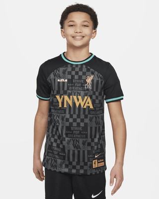 LeBron James × リヴァプールFC Stadium YNWAシャツ
